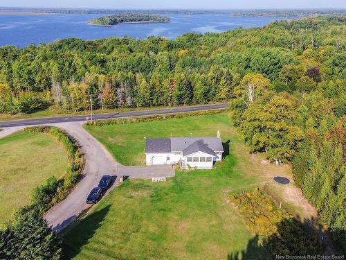 5 Holmes Rd, Grand Lake, NB 