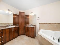 Ensuite bathroom - 