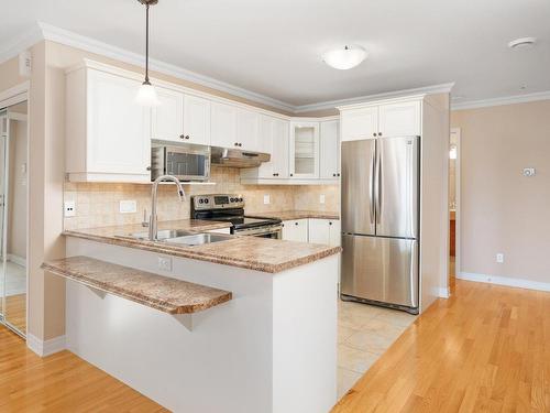 Kitchen - 295 Rue De Barcelone, Dollard-Des-Ormeaux, QC - Indoor Photo Showing Kitchen With Double Sink