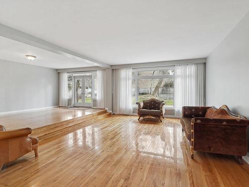 Salon - 4371 Ch. Circle, Montréal (Côte-Des-Neiges/Notre-Dame-De-Grâce), QC - Indoor Photo Showing Living Room