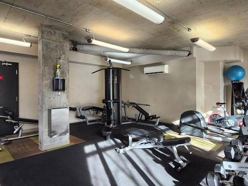 Exercise room - 613-1811 Rue William, Montréal (Le Sud-Ouest), QC - Indoor Photo Showing Gym Room