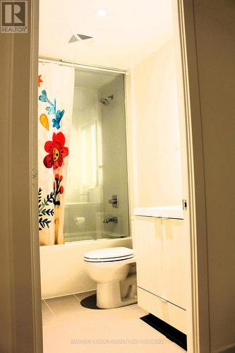 3009 - 575 Bloor Street E, Toronto, ON - Indoor Photo Showing Bathroom