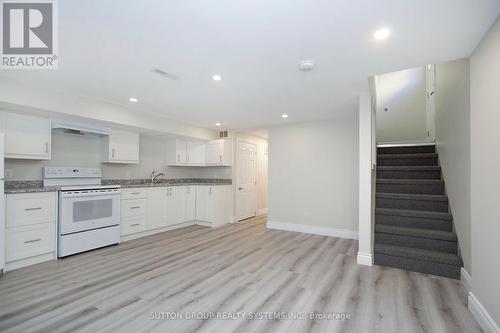 Lower - 401 Vancouver Crescent, Oshawa, ON - Indoor Photo Showing Kitchen