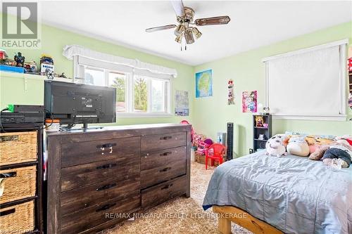 67 Springfield Street, Welland (774 - Dain City), ON - Indoor Photo Showing Bedroom