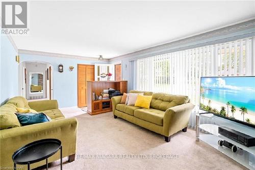 67 Springfield Street, Welland (774 - Dain City), ON - Indoor Photo Showing Living Room