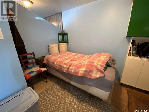 303 Napier Avenue, Cadillac, SK - Indoor Photo Showing Bedroom