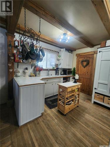 555 19Th Street W, Prince Albert, SK - Indoor Photo Showing Kitchen