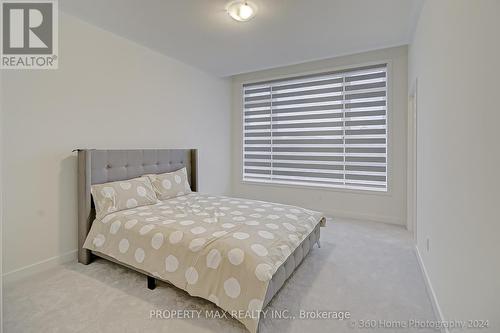 924 Rexton Drive, Oshawa, ON - Indoor Photo Showing Bedroom