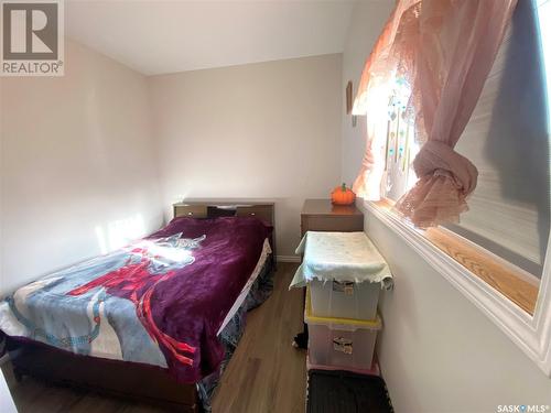 1403 Centre Street, Cadillac, SK - Indoor Photo Showing Bedroom