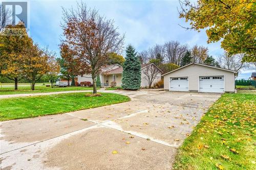 1706 Thurston Road, Sarnia, ON - Outdoor