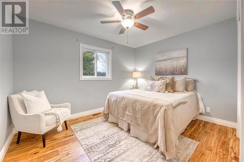 1706 Thurston Road, Sarnia, ON - Indoor Photo Showing Bedroom