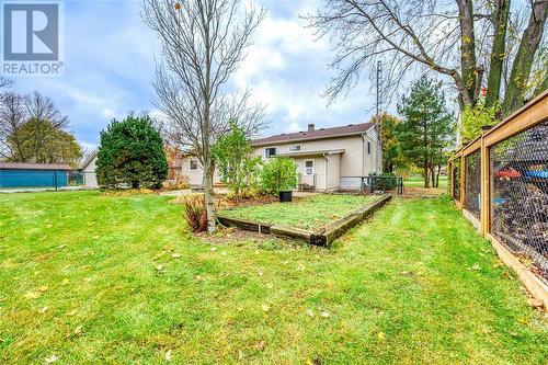 1706 Thurston Road, Sarnia, ON - Outdoor With Backyard