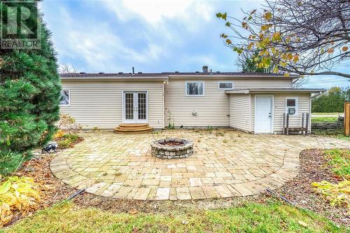 1706 Thurston Road, Sarnia, ON - Outdoor