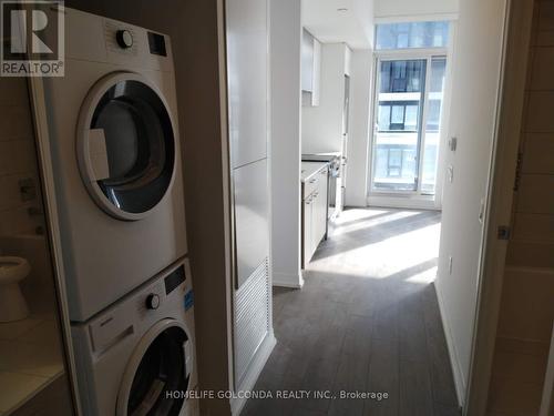 4905 - 251 Jarvis Street, Toronto, ON - Indoor Photo Showing Laundry Room