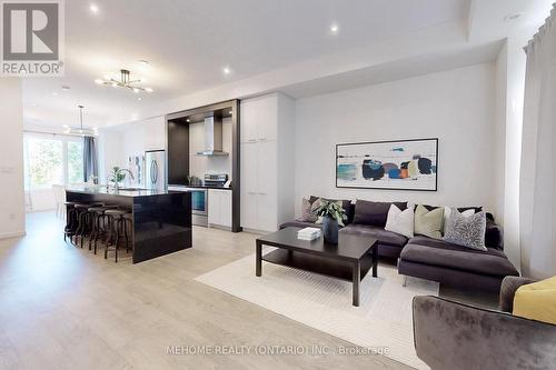 83 Genuine Lane, Richmond Hill, ON - Indoor Photo Showing Living Room