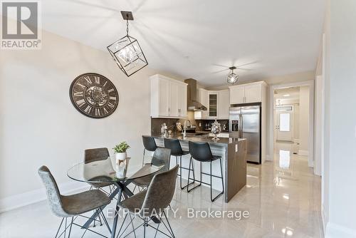 3004 Sierra Drive W, Orillia, ON - Indoor Photo Showing Dining Room