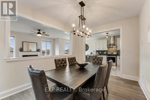 3004 Sierra Drive W, Orillia, ON - Indoor Photo Showing Dining Room