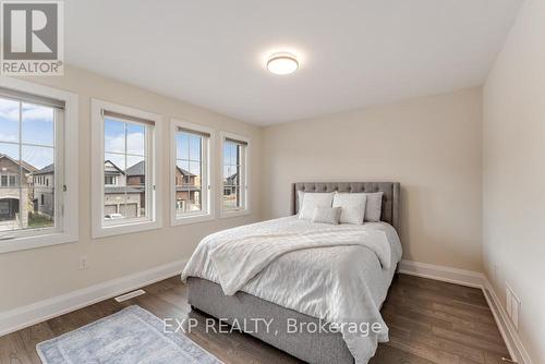 3004 Sierra Drive W, Orillia, ON - Indoor Photo Showing Bedroom