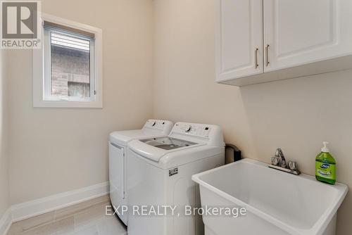 3004 Sierra Drive W, Orillia, ON - Indoor Photo Showing Laundry Room