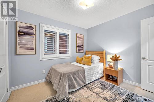 4716 Doug Wright Drive, Burlington, ON - Indoor Photo Showing Bedroom