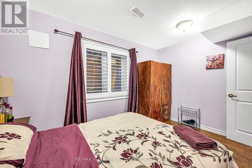 4716 Doug Wright Drive, Burlington, ON - Indoor Photo Showing Bedroom