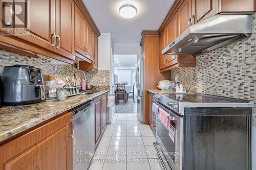 56 Huntingdale Boulevard, Toronto, ON - Indoor Photo Showing Kitchen With Upgraded Kitchen