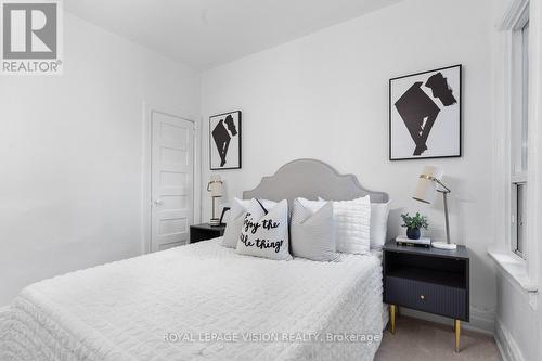 15 Alton Avenue, Toronto, ON - Indoor Photo Showing Bedroom