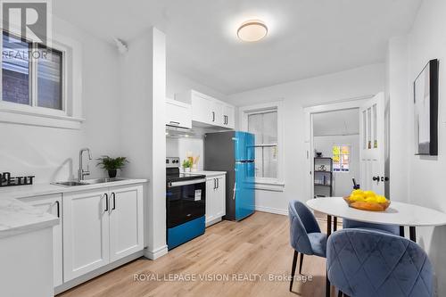 15 Alton Avenue, Toronto, ON - Indoor Photo Showing Dining Room