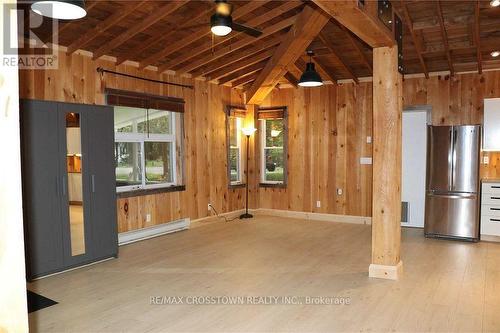 1056 Elm Road, Innisfil, ON - Indoor Photo Showing Other Room