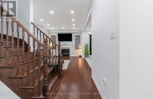 1516 Farmstead Drive, Milton, ON - Indoor Photo Showing Other Room