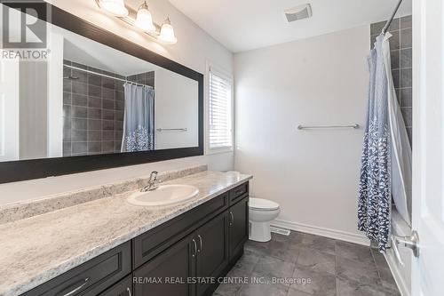 1516 Farmstead Drive, Milton, ON - Indoor Photo Showing Bathroom