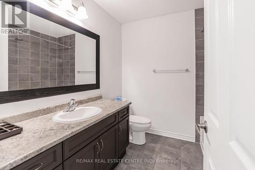 1516 Farmstead Drive, Milton, ON - Indoor Photo Showing Bathroom