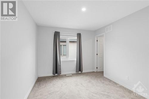 813 Crossgate Street, Ottawa, ON - Indoor Photo Showing Other Room