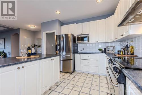 72 Kenins Crescent, Ottawa, ON - Indoor Photo Showing Kitchen With Double Sink