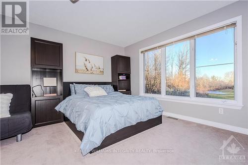 72 Kenins Crescent, Ottawa, ON - Indoor Photo Showing Bedroom