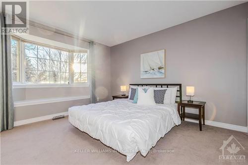 72 Kenins Crescent, Ottawa, ON - Indoor Photo Showing Bedroom