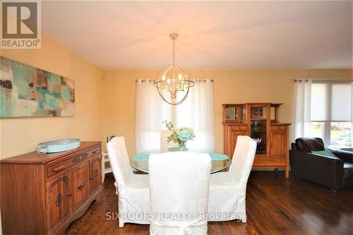 219 Walnut Crescent, Barrie, ON - Indoor Photo Showing Dining Room