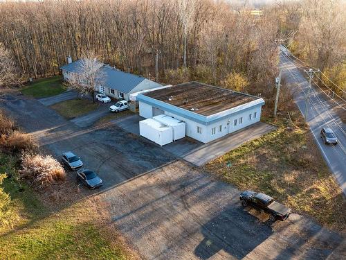 Aerial photo - 23000  - 23000A Boul. Gouin O., Montréal (Pierrefonds-Roxboro), QC - Outdoor