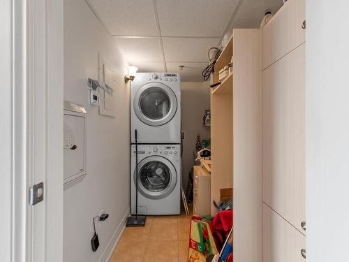 Salle de lavage - 517-3045 Boul. Notre-Dame, Laval (Chomedey), QC - Indoor Photo Showing Laundry Room