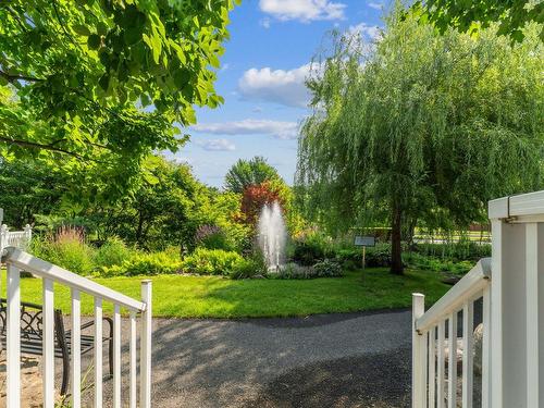 Jardin - 517-3045 Boul. Notre-Dame, Laval (Chomedey), QC - Outdoor