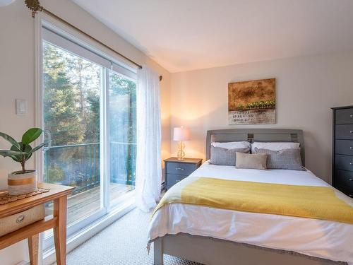 Master bedroom - 1704 Ch. Du Golf, Mont-Tremblant, QC - Indoor Photo Showing Bedroom