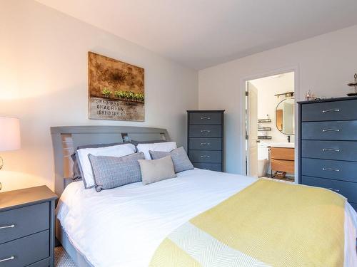 Master bedroom - 1704 Ch. Du Golf, Mont-Tremblant, QC - Indoor Photo Showing Bedroom