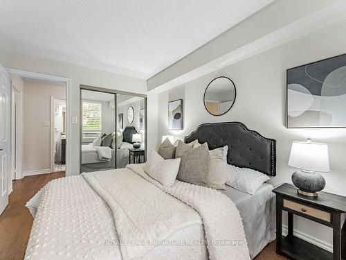 117-1210 Don Mills Rd, Toronto, ON - Indoor Photo Showing Bedroom