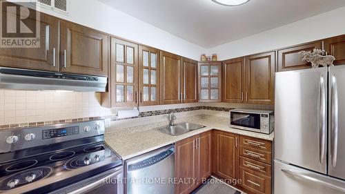 #905 - 1580 Mississauga Valley Boulevard, Mississauga, ON - Indoor Photo Showing Kitchen With Double Sink