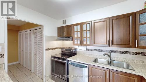 #905 - 1580 Mississauga Valley Boulevard, Mississauga, ON - Indoor Photo Showing Kitchen With Double Sink