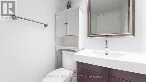 #905 - 1580 Mississauga Valley Boulevard, Mississauga, ON - Indoor Photo Showing Bathroom