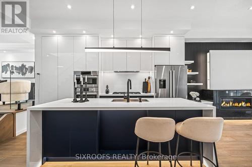 42 Orley Avenue, Toronto, ON - Indoor Photo Showing Kitchen With Upgraded Kitchen