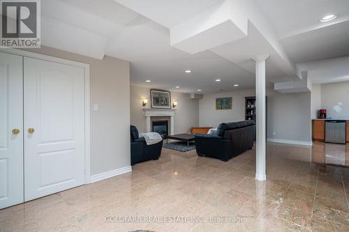 215 Thomson Creek Boulevard, Vaughan, ON - Indoor Photo Showing Other Room