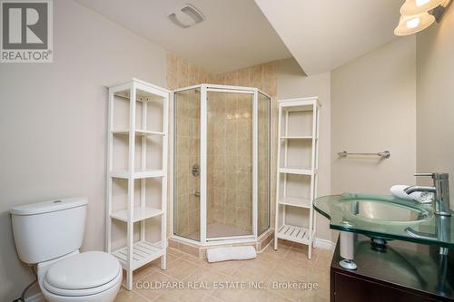 215 Thomson Creek Boulevard, Vaughan, ON - Indoor Photo Showing Bathroom