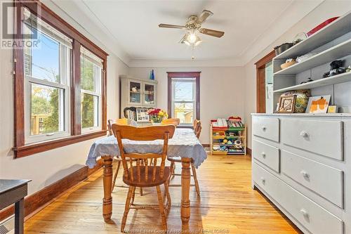 1349 Moy Avenue, Windsor, ON - Indoor Photo Showing Dining Room